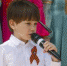 8-летний волгодонец восхитил горожан в День Победы, прочитав стихотворение Роберта Рождественского: видео - DonDay-Volgodonsk.Ru