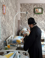Рождественская традиция добра: епископ Антоний посетил соцучреждения Волгодонска