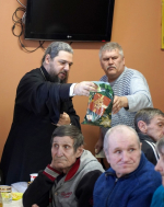 Рождественская традиция добра: епископ Антоний посетил соцучреждения Волгодонска