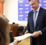 Юрий Слюсарь первым из кандидатов в губернаторы подал документы в избирком - V-Pravda.Ru