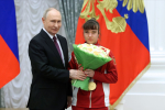 Путин лично поздравил российских паралимпийцев с триумфом на Играх в Италии