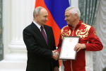 Путин лично поздравил российских паралимпийцев с триумфом на Играх в Италии