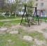 Детская площадка во дворе дома Курчатова 27/1 превратилась  в зону повышенной опасности - Bloknot-Volgodonsk.Ru