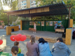 Концертом, подарками и мороженым отметили День города в 17 округе Волгодонска