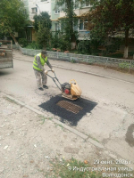 Ливневка под контролем? В четырех районах города завершен ремонт дождевых колодцев